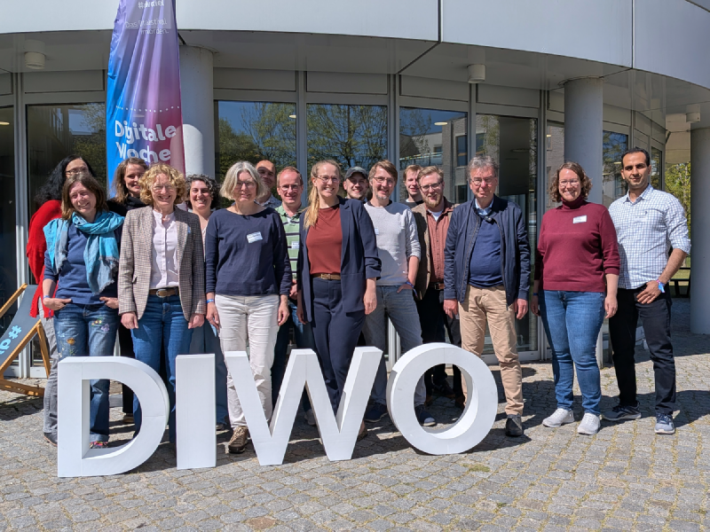 Gruppenfoto der Teilnehmenden der NFDI-Veranstaltung im KITZ im Rahmen der Digitalen Woche. Foto: FDM.SH